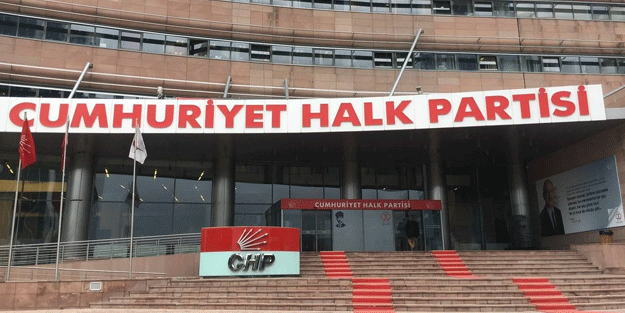 CHP'de beşikten mezara vekillik! Koltuğa yapıştılar bırakmıyorlar
