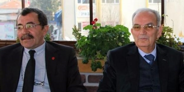 CHP'de büyük kavga... Başkanı istifaya çağırdı