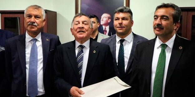CHP'de büyük rezalet! Belediye başkanları kavga etti