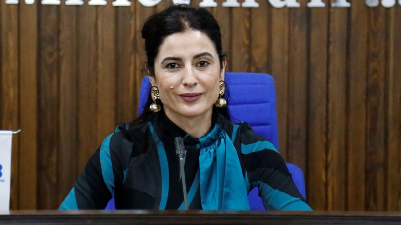 CHP'de büyük skandal! Tüm Türkiye bunu konuşuyor! Genel başkan yardımcısının eşi, diğer genel başkan yardımcısına…