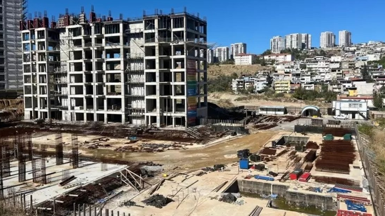 CHP'de Halkçılık bahane villalar şahane! İzmir Halkını böyle uyutmuşlar...