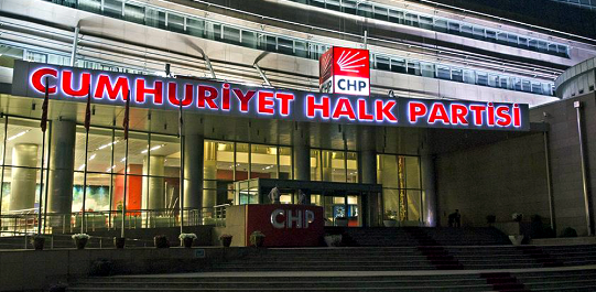 CHP’de her gün yeni bir rezalet! Sevgilisini CHP’ye milletvekili ve genel başkan yardımcısı yaptırdı Kim bu CHP’li