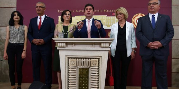 CHP'de kurultay krizi! Resmen açıkladı