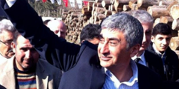 CHP'de liste depremi! Adaylıktan çekildi