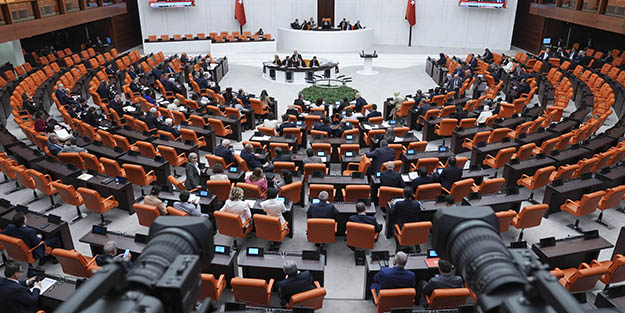 CHP'de milletvekili sayısı düştü TBMM'de sandalye dağılımı değişti