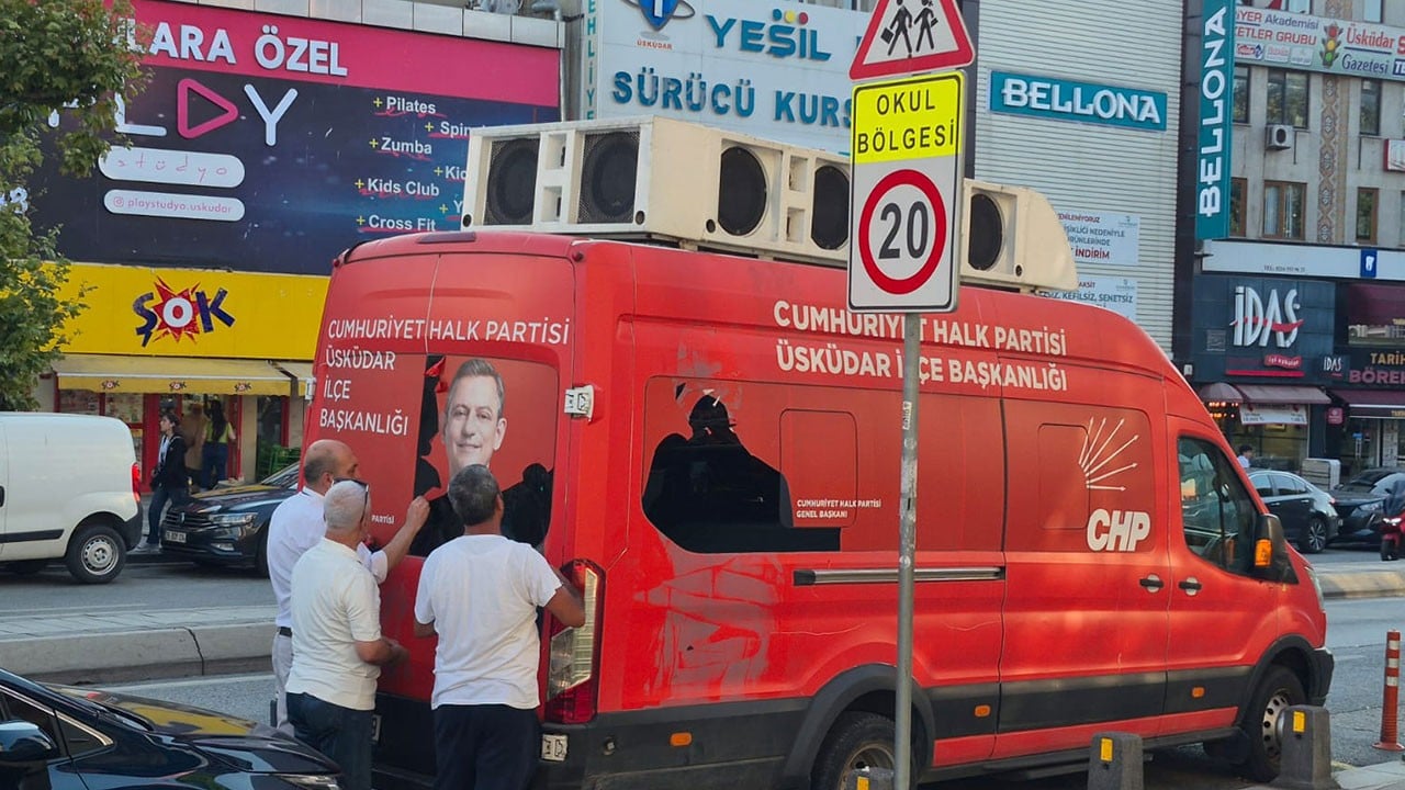 CHP’de Özel temizliği! CHP teşkilatları Özel ve ekibinin izlerini bir bir siliyor!