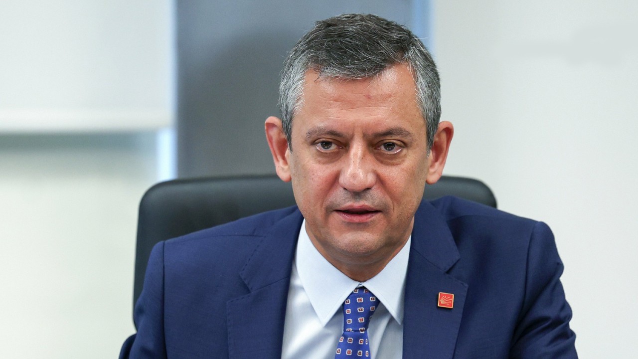 CHP’de Paskalya coşkusu! Haçlı’ya dost Müslümana düşmanlar