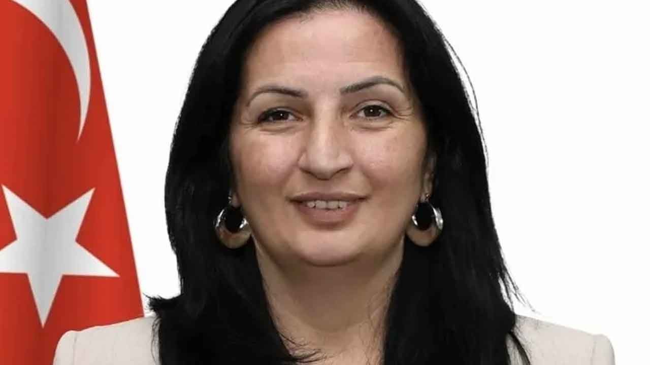 CHP'de pasta kavgası patlak verdi! Beykoz'da istifa depremi!