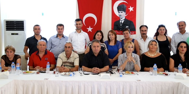 CHP'de toplu istifa!