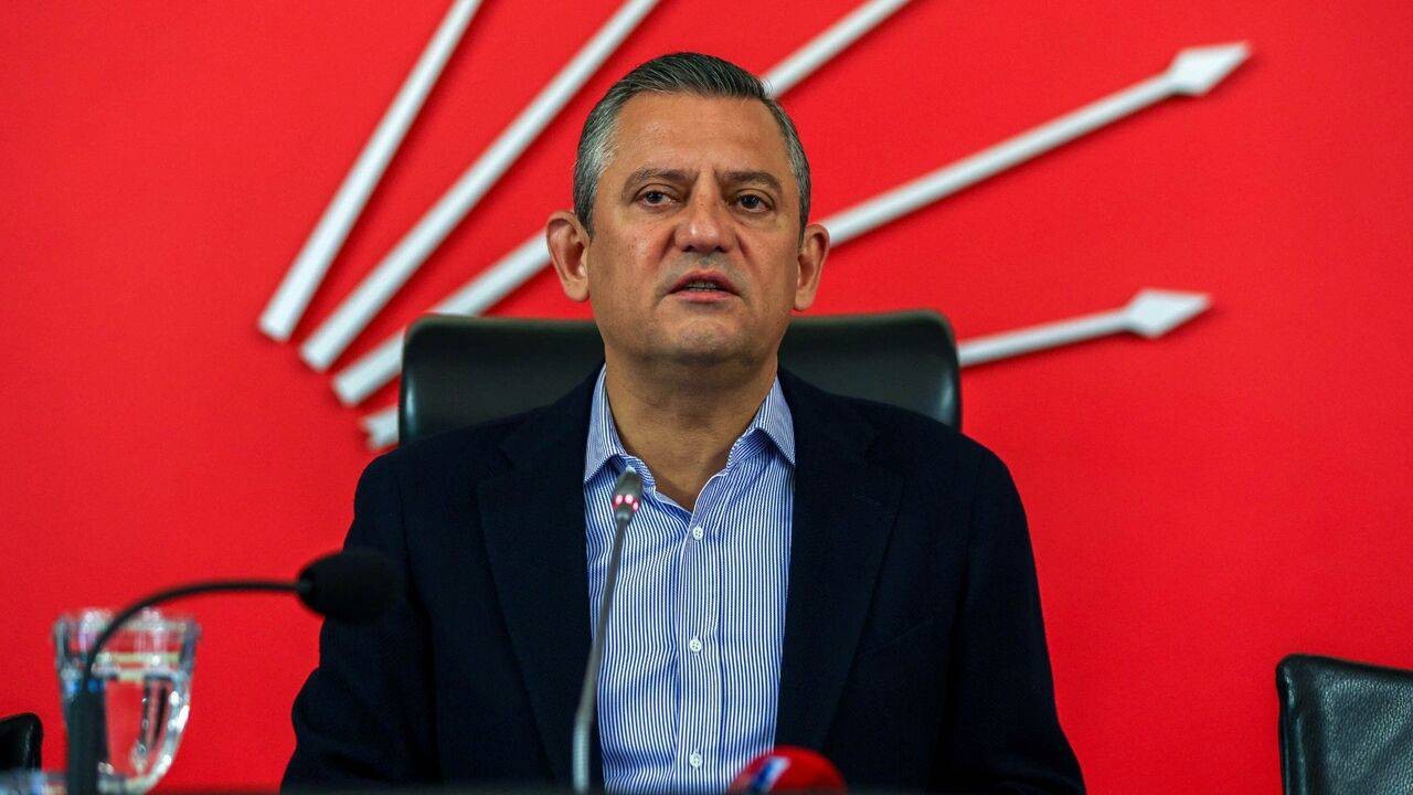 CHP’de "yasak aşk" bombası! Parti içi savaş başladı