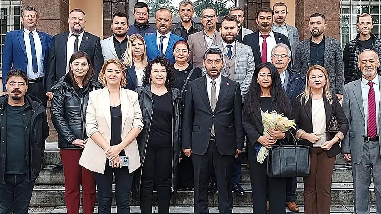 CHP'deki 17 Yöneticinin 12'si YÜNTAŞ'tan