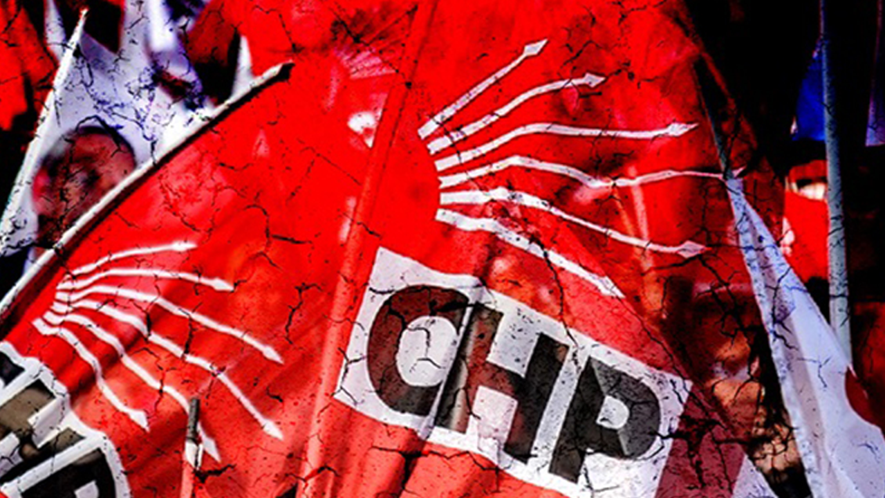 CHP'deki kişisel kavgaların bedelini İzmirliler ödüyor!