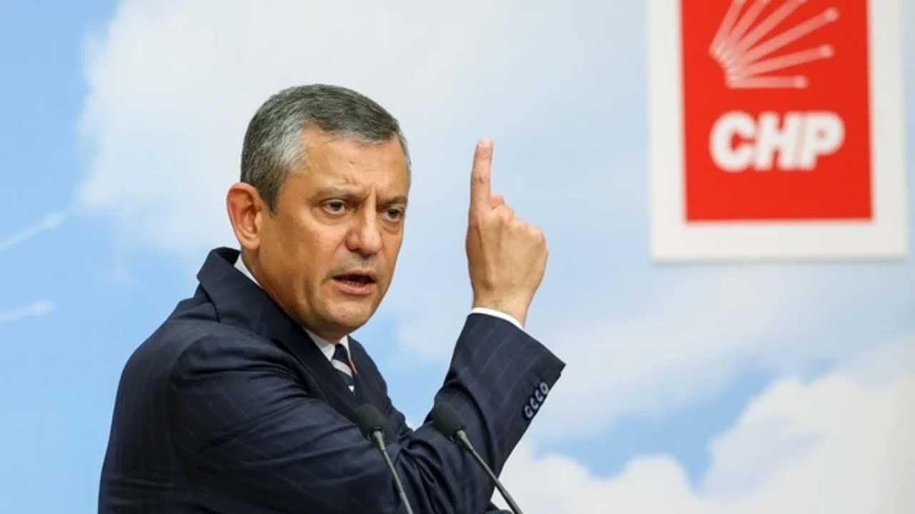 CHP'den ayrılacaklar mı? Özgür Özel'den açıklama