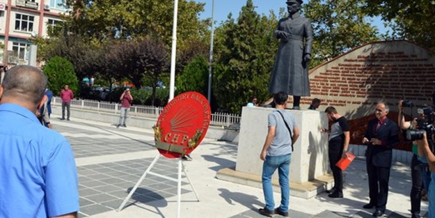 CHP'den skandal! Türk bayrağını...
