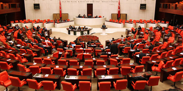 CHP'den hangi milletvekilinin milletvekilliği düşürüldü? TBMM'de 3 isim...