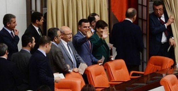 CHP'den Meclis'te yavaşlatma 'oy'unu