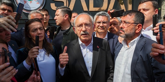CHP'den SADAT'a şimdi de 'darbecilik' suçlaması!