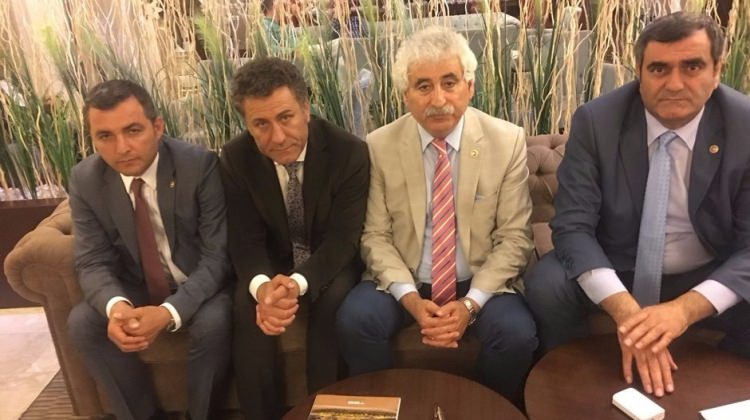 CHP'li 4 vekil, TBMM'de açlık grevine başladı