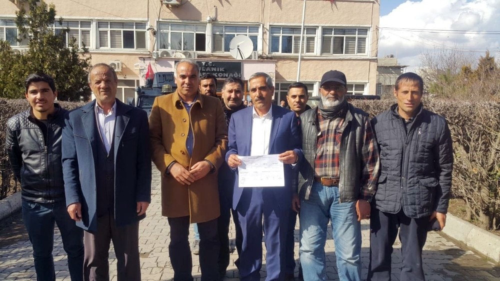 CHP’li adayın yerine HDP’li aday mazbatayı aldı 