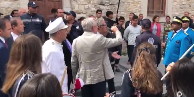 CHP'li başkandan büyük ayıp! İşte gençlere verdikleri değer