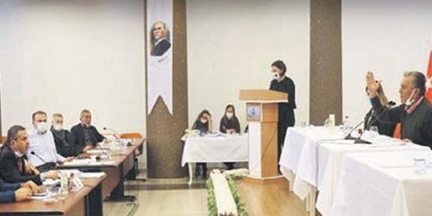 CHP'li başkanın sözleri ortalığı karıştırdı! İYİ Partililer salonu terk etti