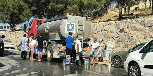 CHP'li Belediye 1980'li yılları aratmıyor! İzmir'de yazın ortasında su çilesi!