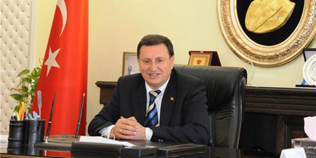 CHP'li Belediye Başkanı Lütfü Savaş'a soğuk duş! Dakikalarca yuhalandı