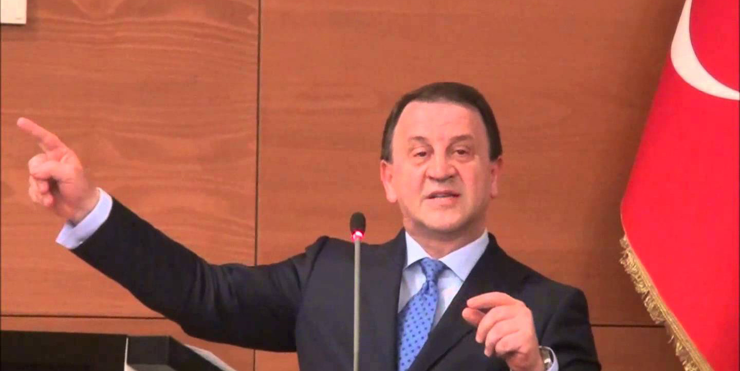 CHP’li Belediye Başkanı: Ben olsam onu indirirdim
