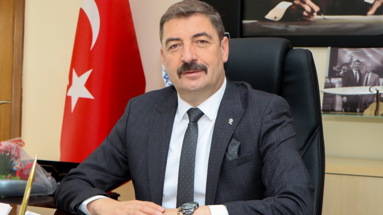 CHP’li belediye başkanı CHP’li belediye ekiplerini halka şikayet etti: Sizi susuz bırakan CHP’li ben değilim, onlar…