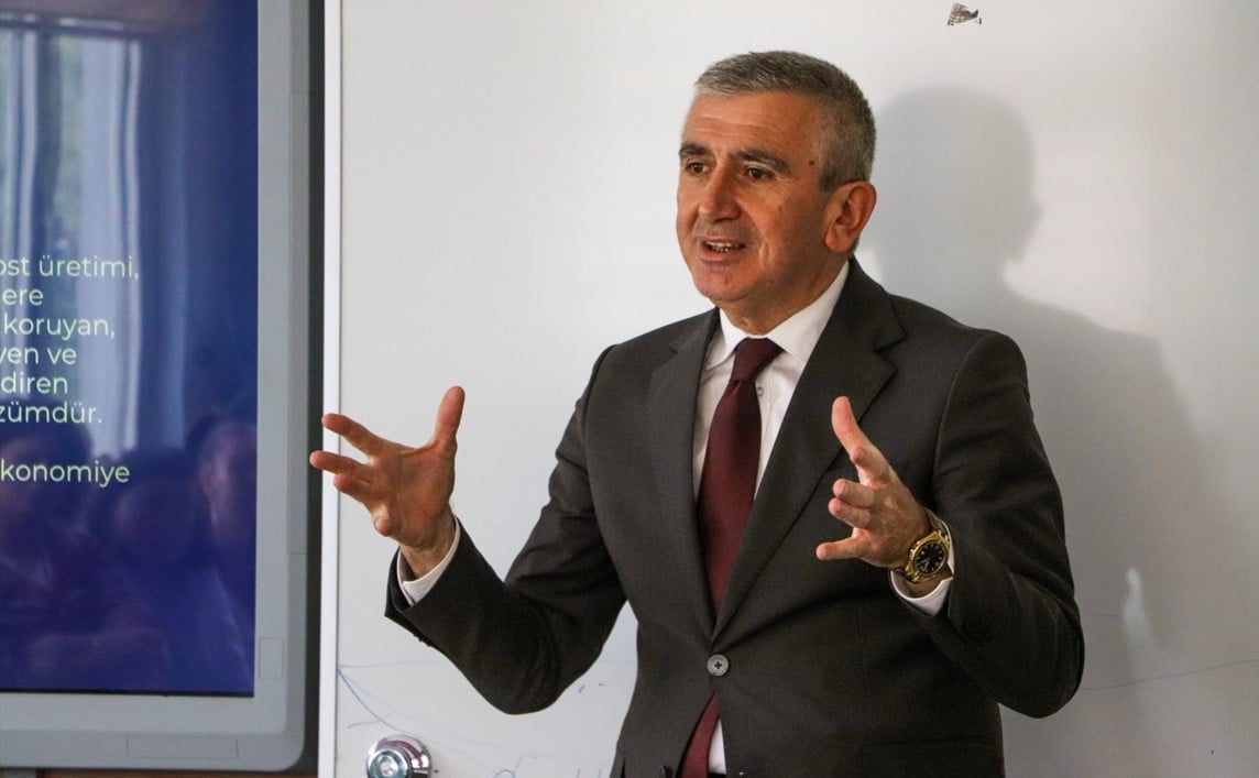 CHP’li belediye başkanı görevden uzaklaştırıldı