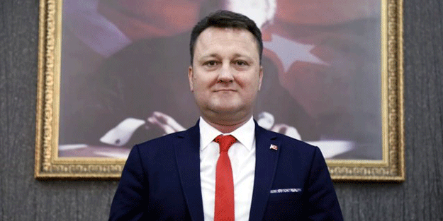 CHP'li belediye başkanı Serdar Aksoy partisinden istifa etti