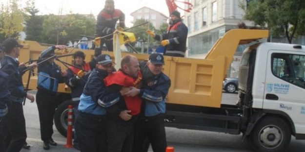 CHP'li belediye işçileri dövdürdü