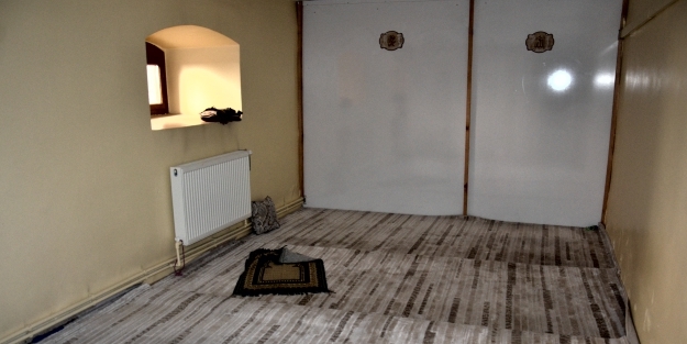 CHP'li belediye mescidi kapattı! Tepkiler gelince bakın nasıl bahane ürettiler