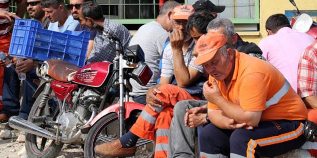 CHP'li belediye yüzünden sokaklar çöplüğe döndü!