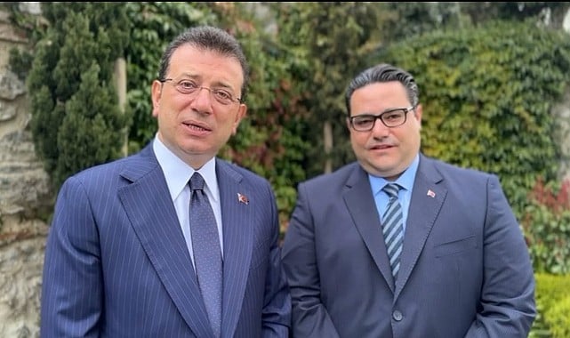 CHP'li belediyede ihmal bitmiyor: Vatandaş bozuk yolu kendi imkanlarıyla onardı!