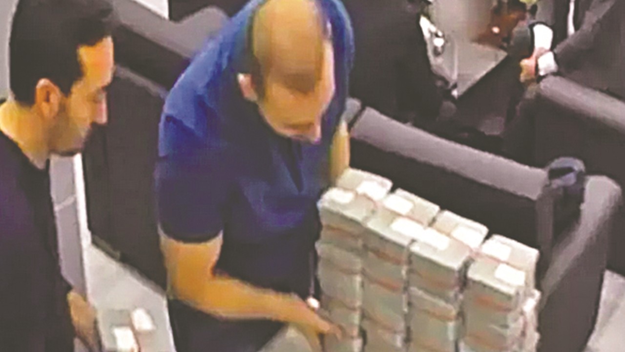 CHP’li belediyelerde soygun var