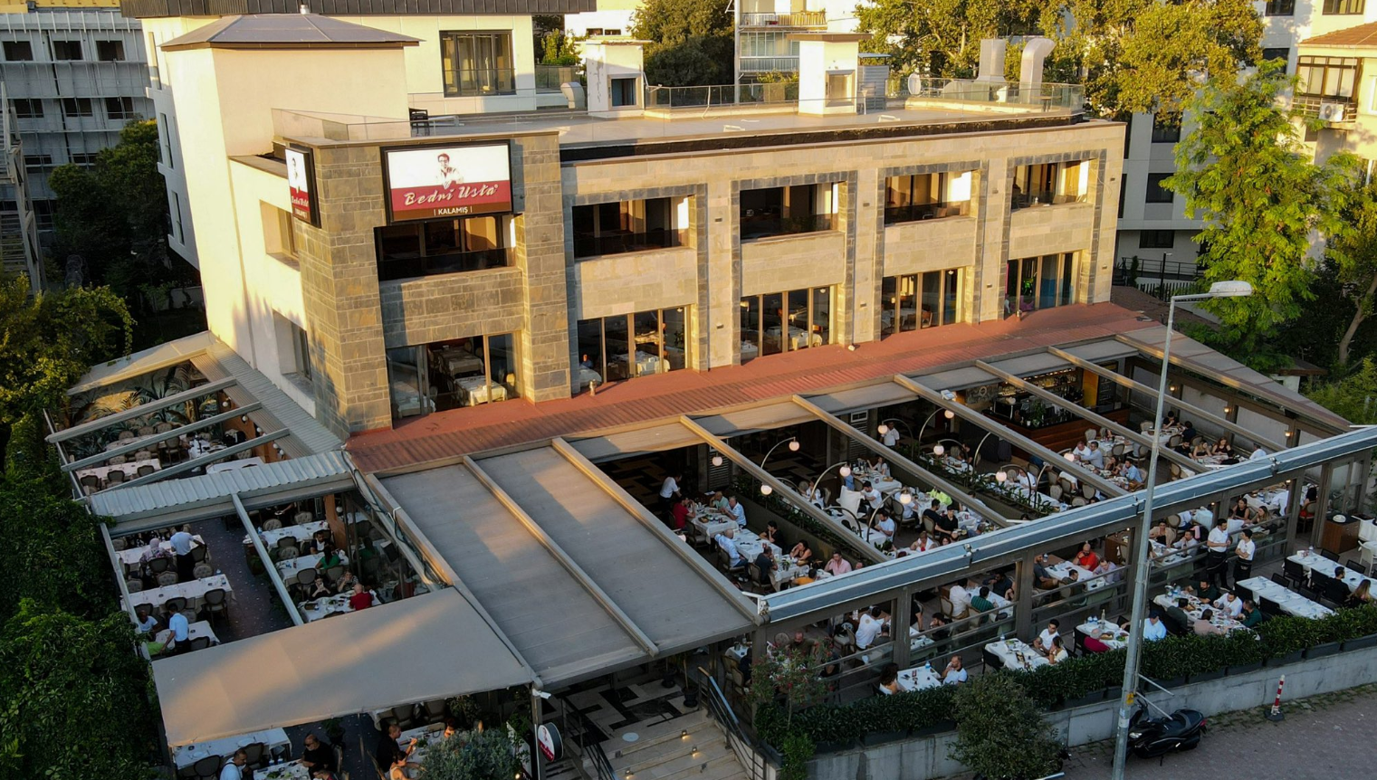 CHP’li belediyelerden 'imtiyazlı' kebapçıya tam destek! Müşterisi ile dalga geçen Bedri Usta CHP’nin gözdesi oldu