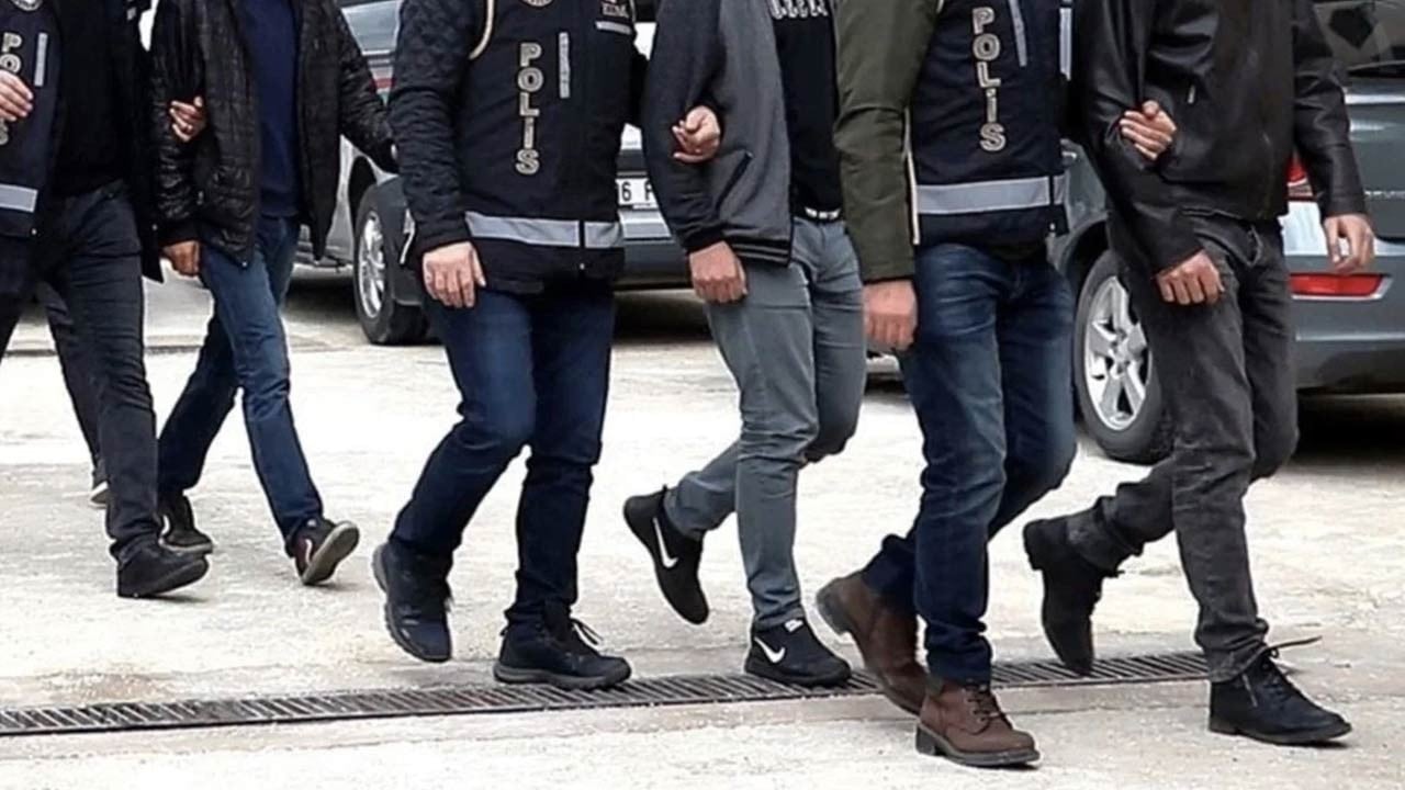 CHP'li bir belediyeye daha yolsuzluk operasyonu! Gözaltılar var