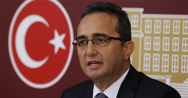 CHP'li Bülent Tezcan, AK Parti’den bile alkış aldı