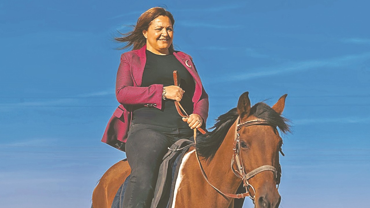 CHP’li Burcu’nun "alkollü mekân" sevdasına yargı freni