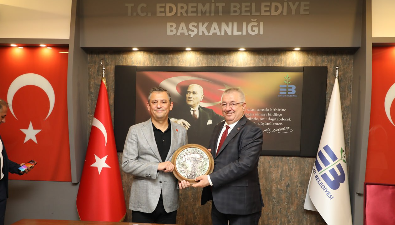 CHP’li Edremit Belediyesi’nde usulsüzlükler diz boyu! AK Parti’li Ertaş’tan sert tepki: Danışıklı dövüş mü yapıyorsunuz?