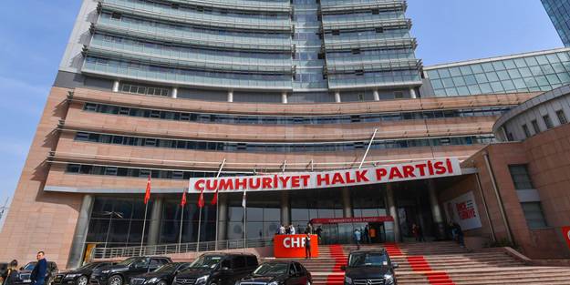 CHP'li eski başkan 'Atatürk'ün çizgisinden uzaklaştı' diyerek partisinden istifa etti!