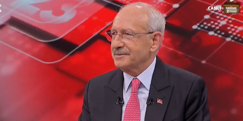 CHP'li gazeteci İsmail Saymaz çileden çıktı: CHP ümitsiz vaka olmuştur! Parti sizin aile şirketiniz mi kardeşim?
