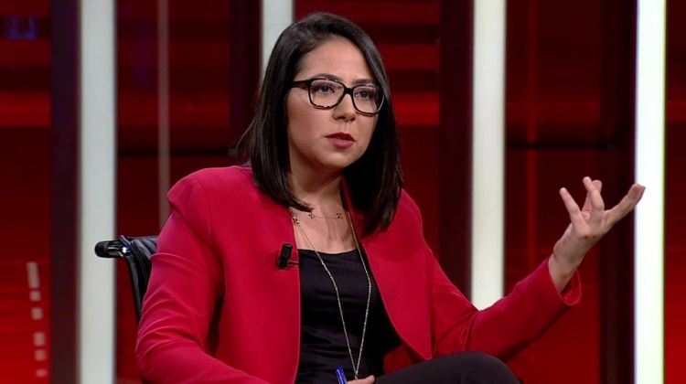 CHP'li İslam düşmanı hukukçudan küstah sözler