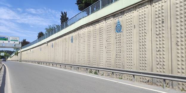 CHP'li İBB dikey bahçeleri sökmeye devam ediyor!