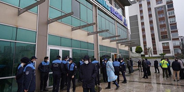 CHP'li İBB'den yeni skandal! Kilidi kırıp içeri girdiler