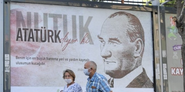 Atatürk maskesiyle kandırmaya devam!