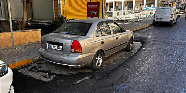 CHP'li Kartal Belediyesi'nin asfaltlama çalışması görenleri hayrete düşürdü!