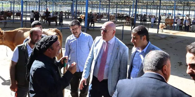 CHP'li Mahmut Tanal’ın yalanı elinde patladı! KESK bile açıklama yaptı