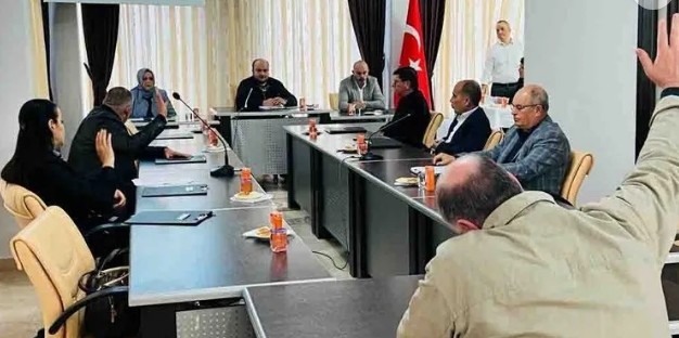 CHP’li Meclis üyeleri halka karşı el kaldırdı! Karar AK Partili üyelerin oylarıyla geçti